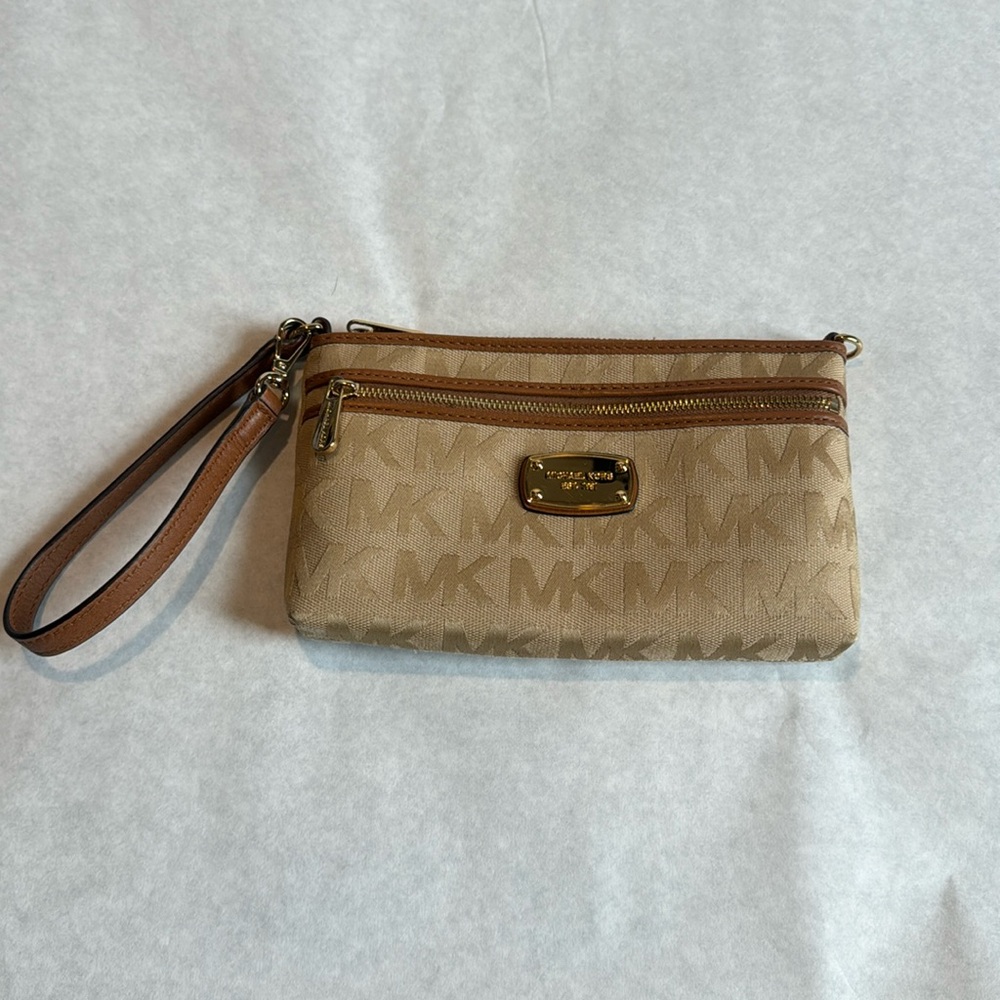COPY - Michael Kors monogram gold & tan wristlet